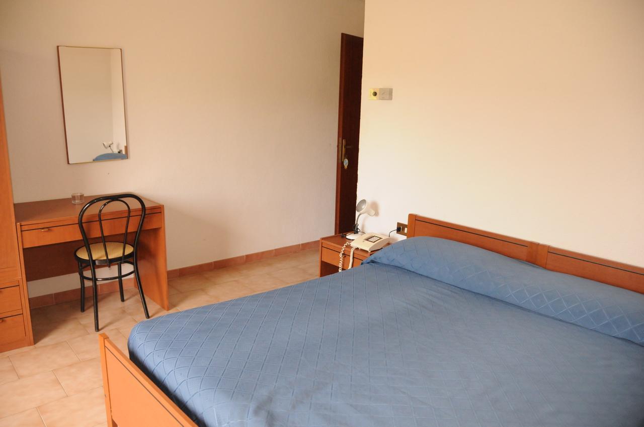 Hotel La Quiete Trecchina Bagian luar foto